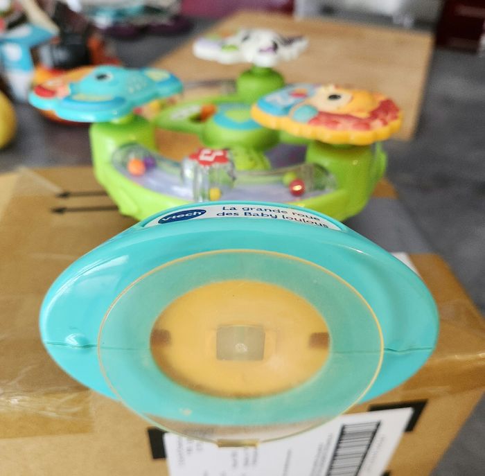 La Grande Roue des Baby Loulous Hochet à Ventouse vtech - photo numéro 3