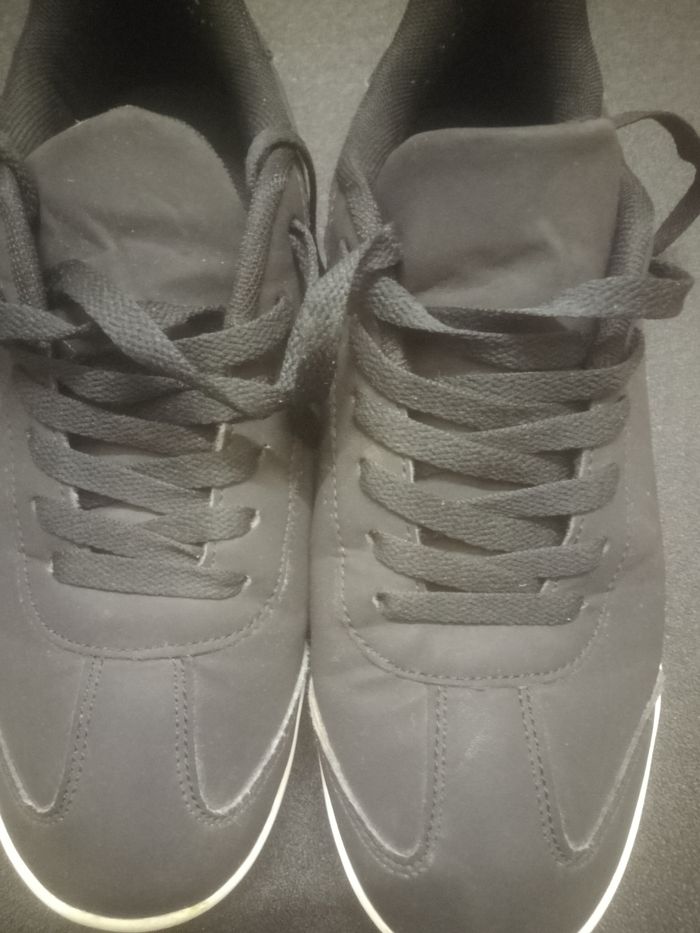 Baskets noires pointure 40 - photo numéro 6