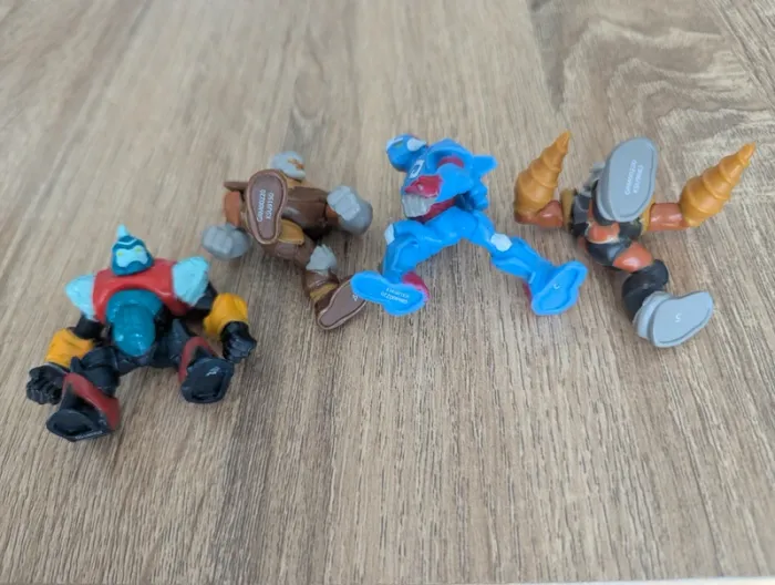 Lot de 4 figurines Gormiti - photo numéro 6