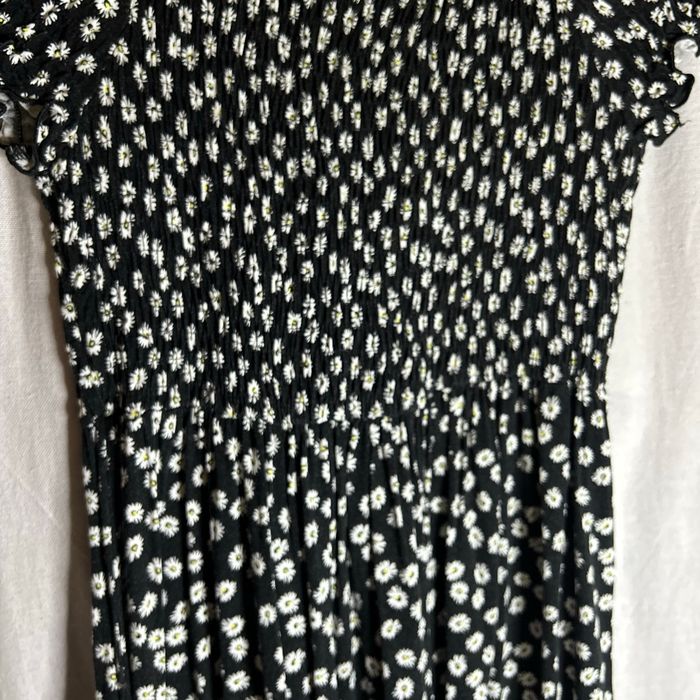 Robe à fleurs - photo numéro 2