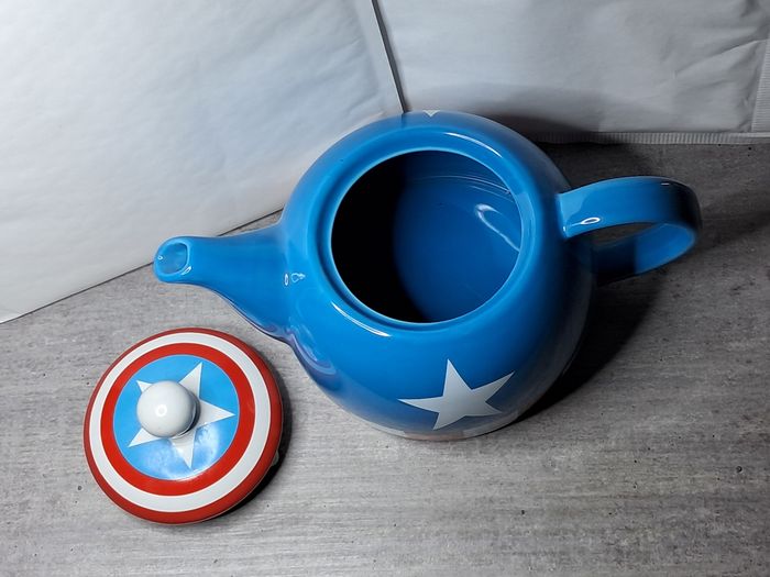 Théière marvel captain america - photo numéro 4