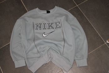 Pull allaitement nike
