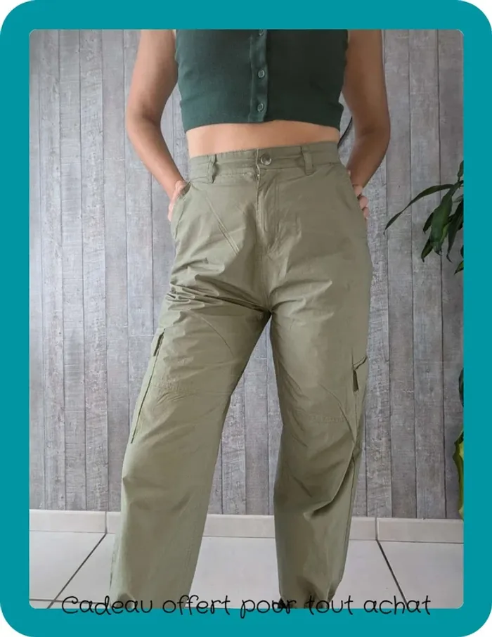 pantalon cargo Kaki Jennyfer Taille S - photo numéro 11