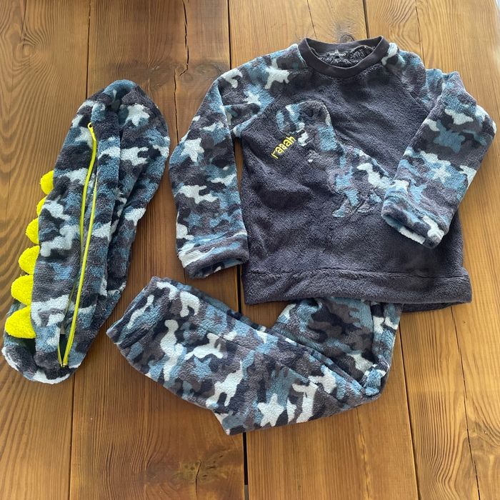 Lot vêtements garçon 6 ans - photo numéro 7
