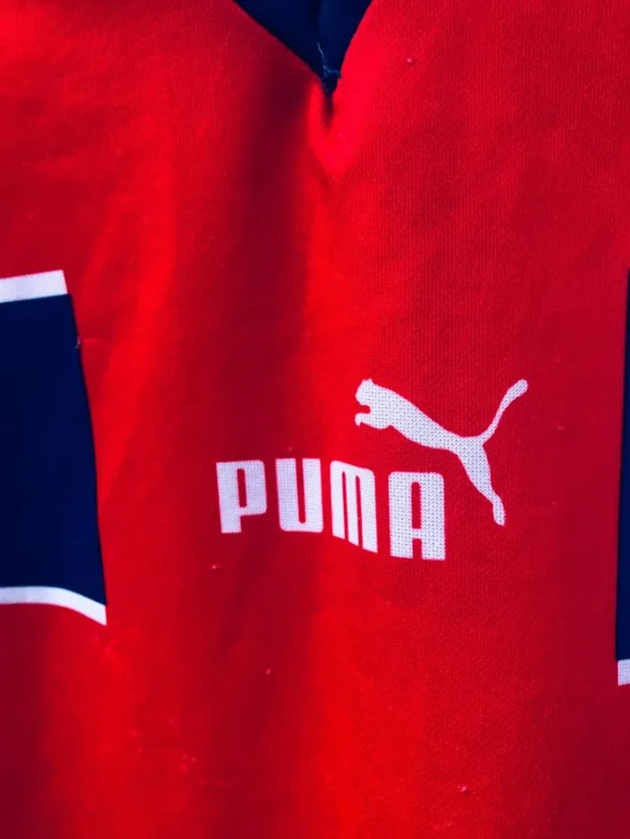 Puma red Rare Czech Republic soccer jersey 1998-2000 Mens M - photo numéro 3