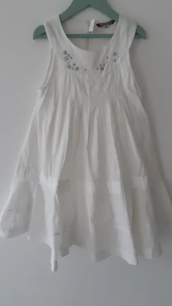 Robe d’été blanche fille Ooxoo - 8 ans - Très bon état