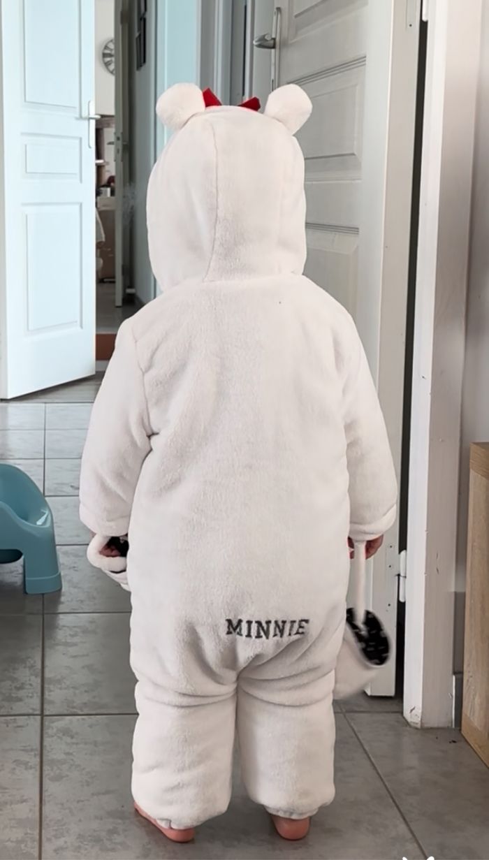 Combinaison Minnie 24 mois neuf - photo numéro 2