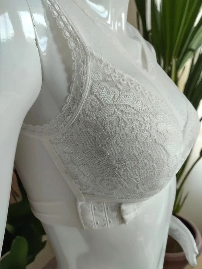 Brassière soutien gorge - photo numéro 3