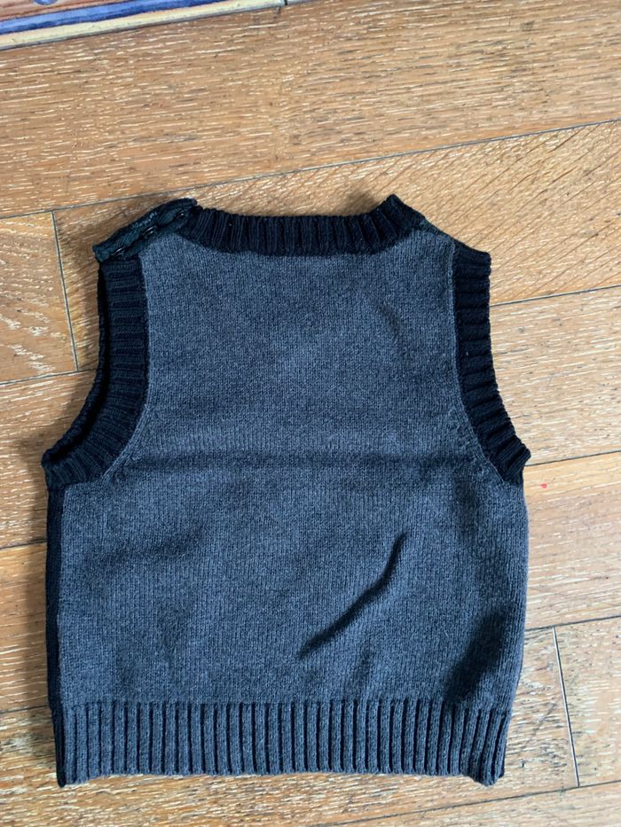 Pull sans manches bébé 12 mois 3 pommes - photo numéro 2