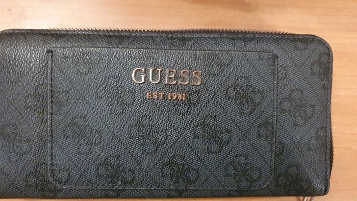 Grand portefeuille Guess - photo numéro 3