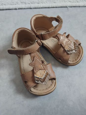 Sandales
