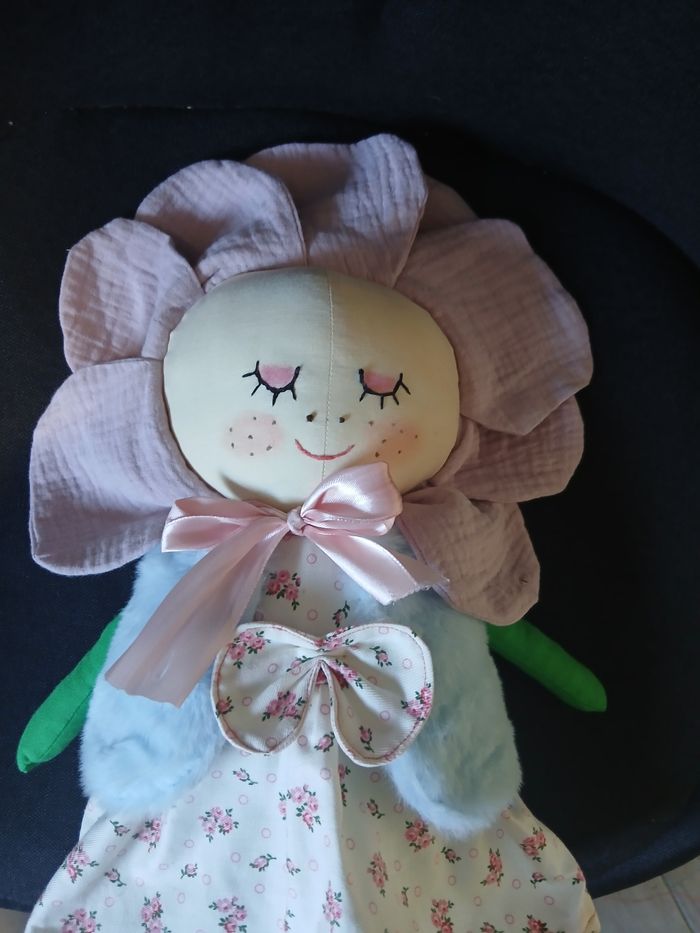 Poupée fleur - photo numéro 2