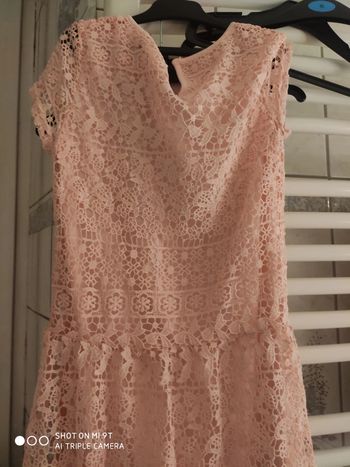 Robe doublure dentelle à reprendre sur le bas