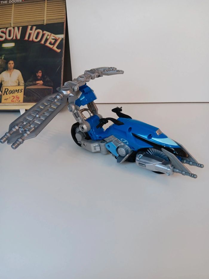 Figurine et sa moto vintage Bandai 2006 Power Rangers opération overdrive moto 25cm fig 14cm - photo numéro 8