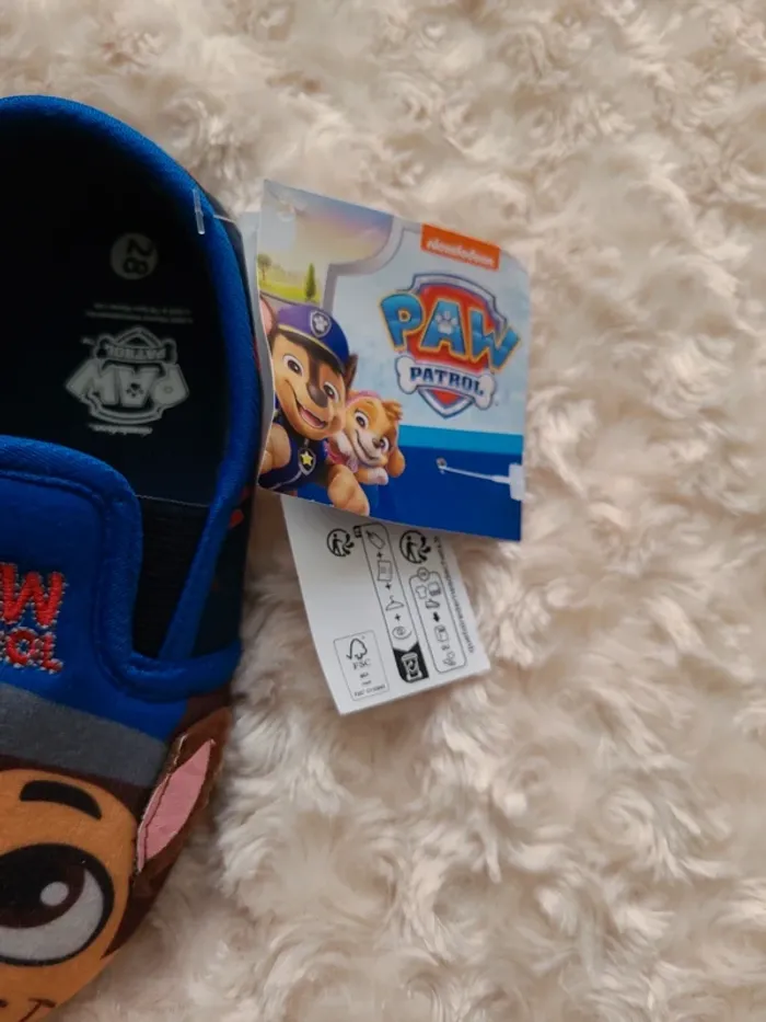 Pantoufle enfant Paw Patrol Taille 28 NEUVE - photo numéro 4
