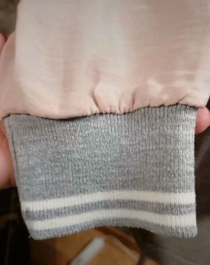 🌺Sweat Stradivarius manches 3/4 en voile taille 36🌺 - photo numéro 6