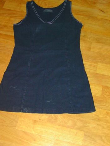 Tunique LA MODE EST A VOUS noire coutures blanches taille 38 TBE