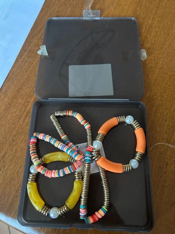 Lot 5 bracelets