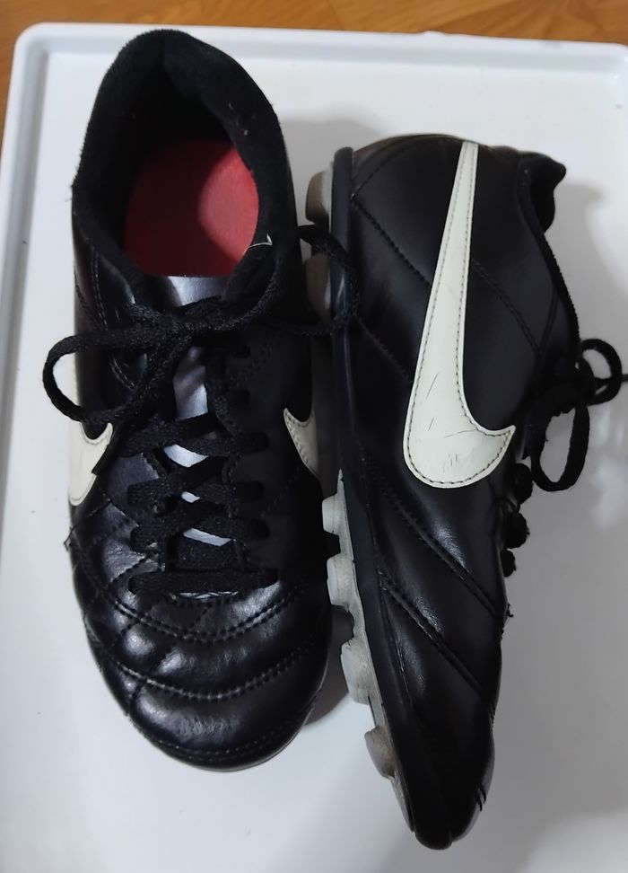 Basket de foot taille 34 - photo numéro 2