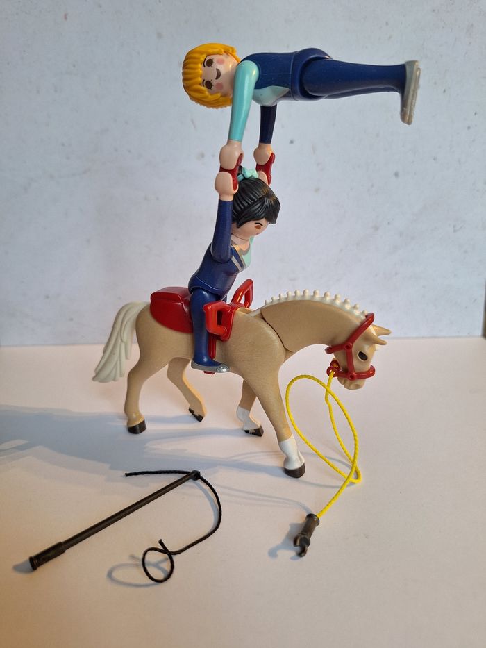 Figurines Playmobil Équitation entraînement voltige