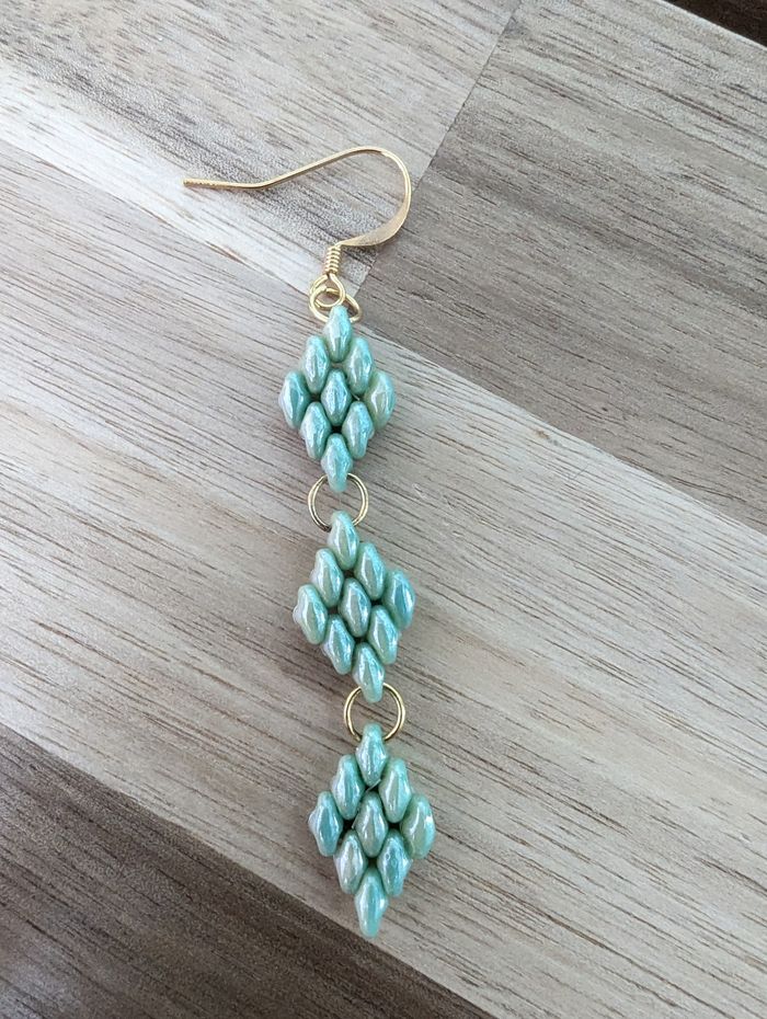 Boucles d'oreilles pendantes / losange / turquoise / superduo - photo numéro 3