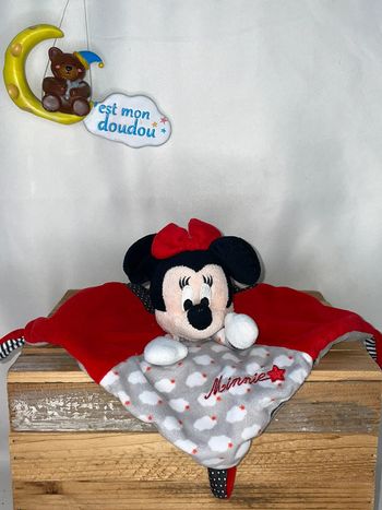 DY373 doudou minnie disneyy