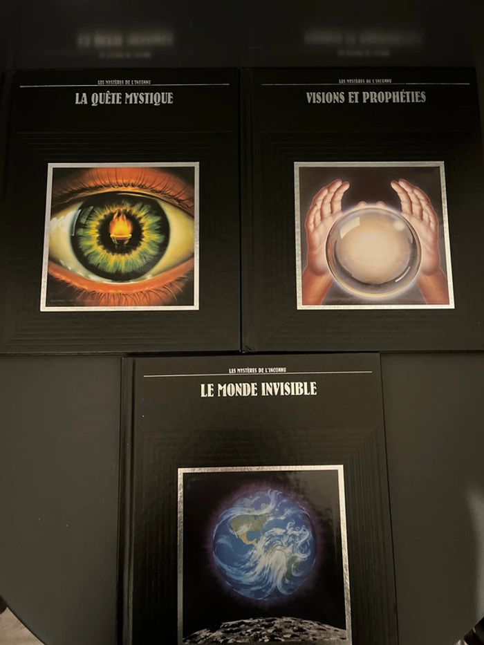 Attention à ne pas mettre entre toutes les mains ! 3 livres ésotériques