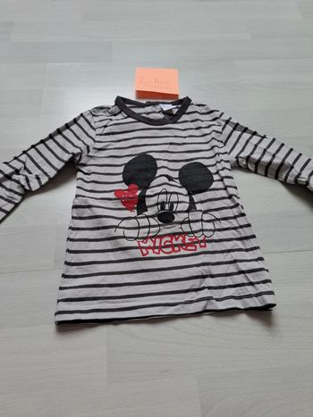 T-shirt mickey 24 mois