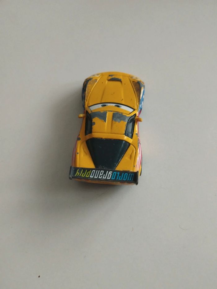 Voiture Cars jaune - photo numéro 3