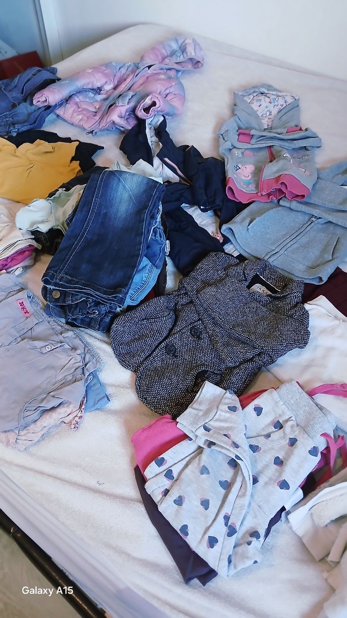 Lots vêtement fille 2 à 4 ans - photo numéro 10