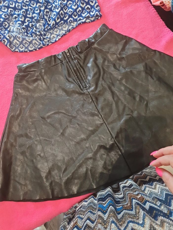 Ensemble crop top et jupe en simili - photo numéro 6