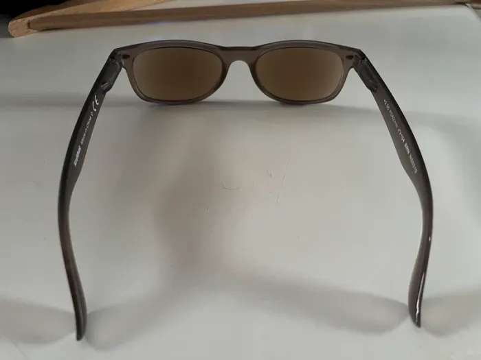 Lunette de soleil - photo numéro 6