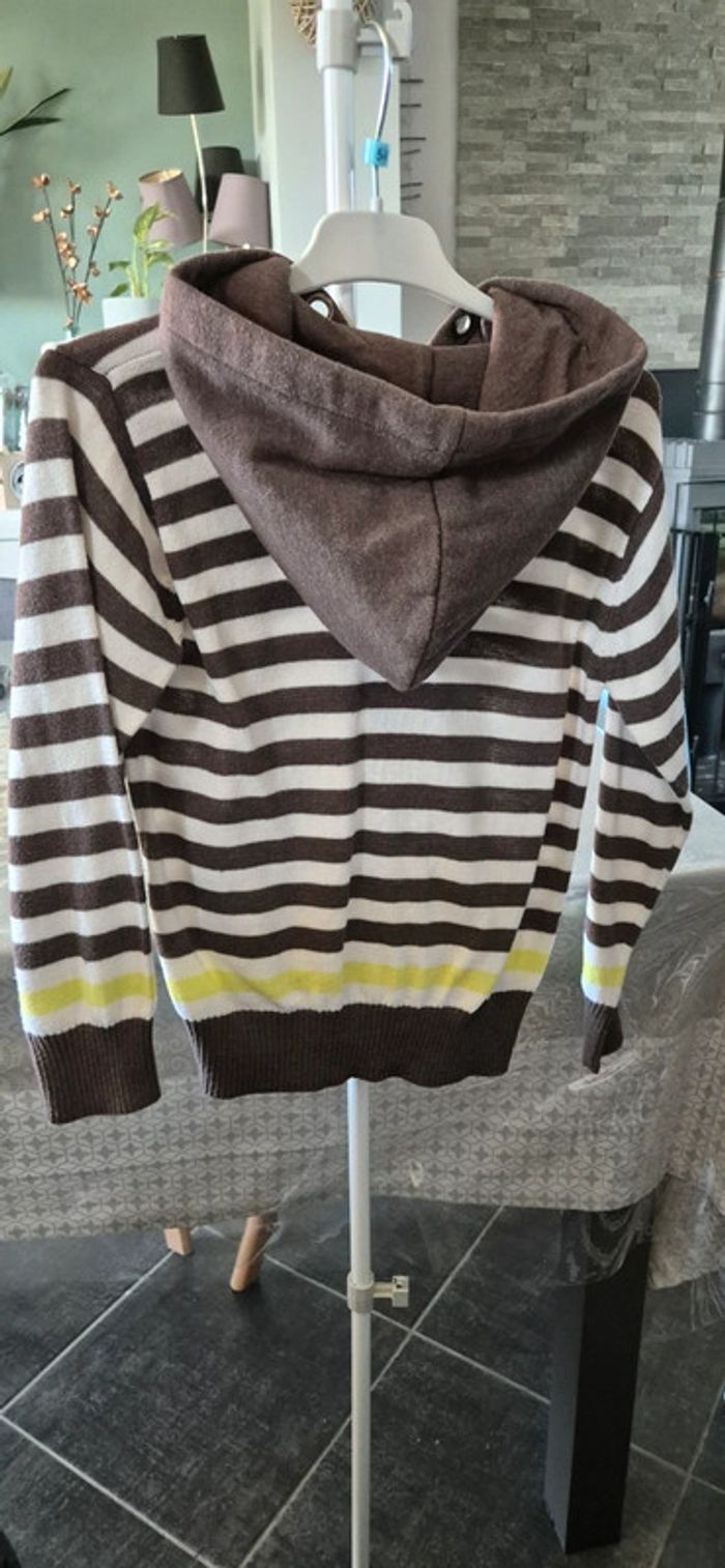 Gilet NKY kiabi 6 ans - photo numéro 2