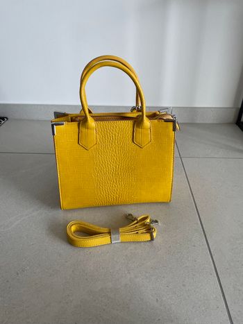 Sac a mains jaune