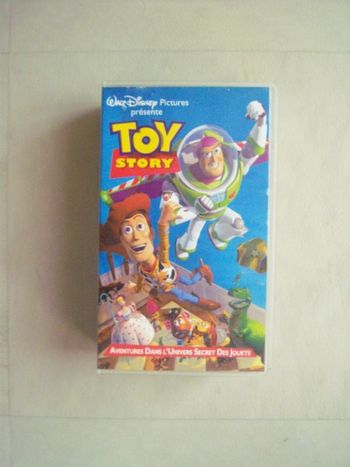 Coffret 2 vhs Toy story / Aladin