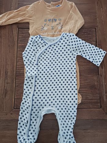 Pyjamas coton très bon état taille 6mois