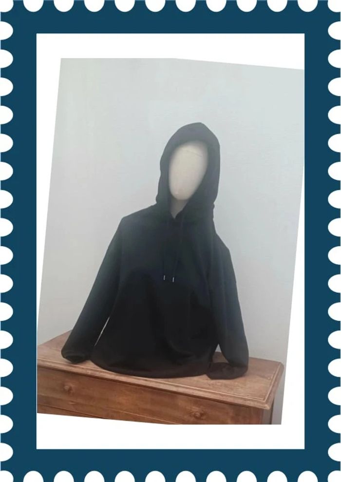 Sweat à capuche Kiabi taille 38/40