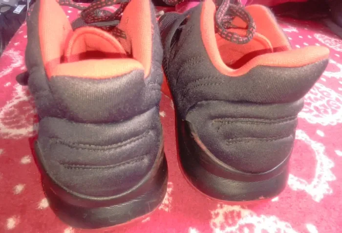Baskets Rouge/noir Adidas Cloudfoam - photo numéro 5