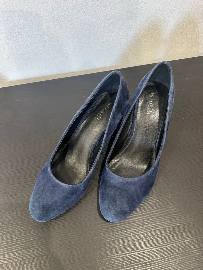 Escarpins en daim bleu marine Minelli - photo numéro 2