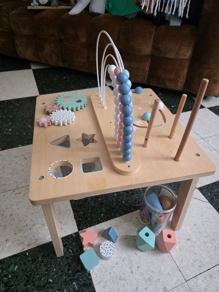 Table d’activité Vertbaudet