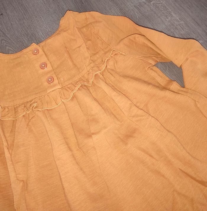 Blouse fille moutarde 8 ans - photo numéro 3