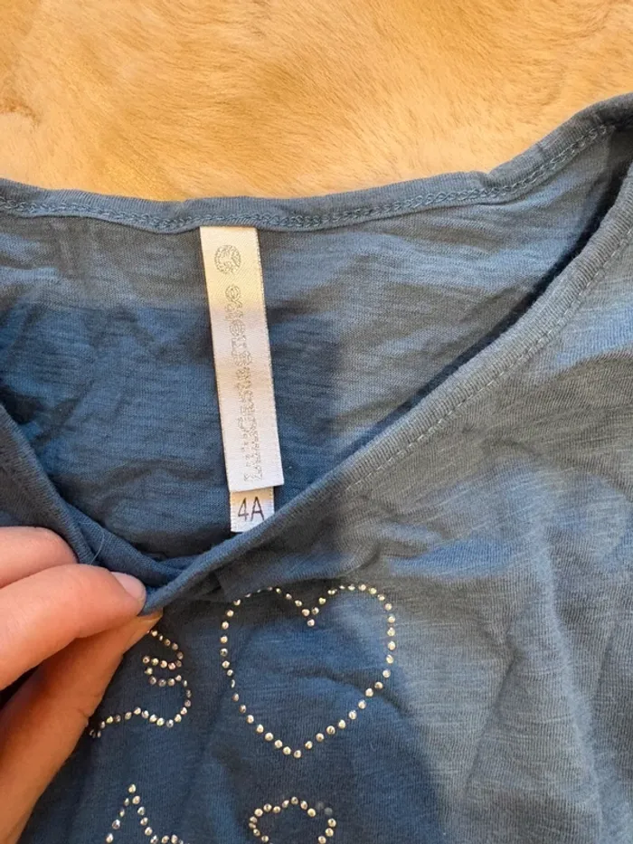 T-shirt bleu Lulu Castagnette avec motifs en strass - photo numéro 2