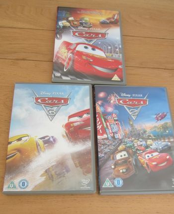 Lot de 3 DVD Cars (en anglais)