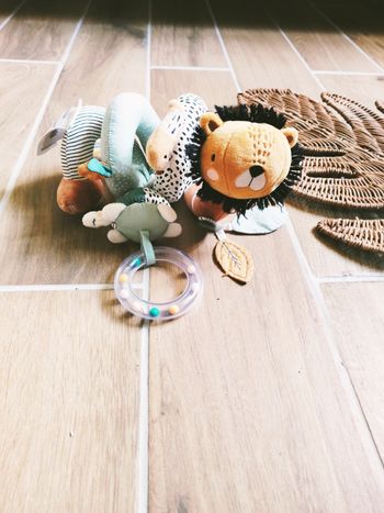 🦁Peluche doudou d'éveil Spirale multi activités sensorielle Tanzanie Lion en tissu Vertbaudet