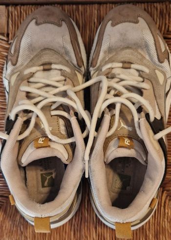 Baskets Puma pointure 40