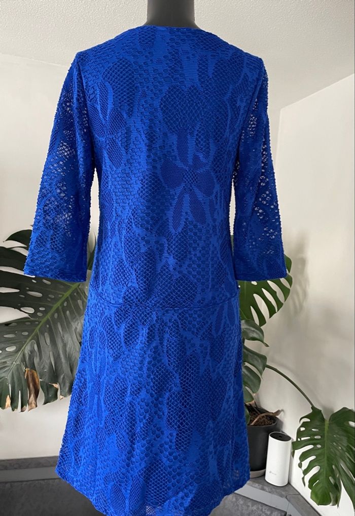 Robe en dentelle bleu vif – Taille 36/38 – Neuve avec étiquette - photo numéro 5