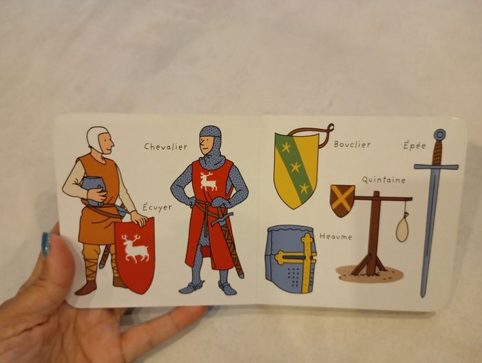 Livre les chevaliers - photo numéro 2