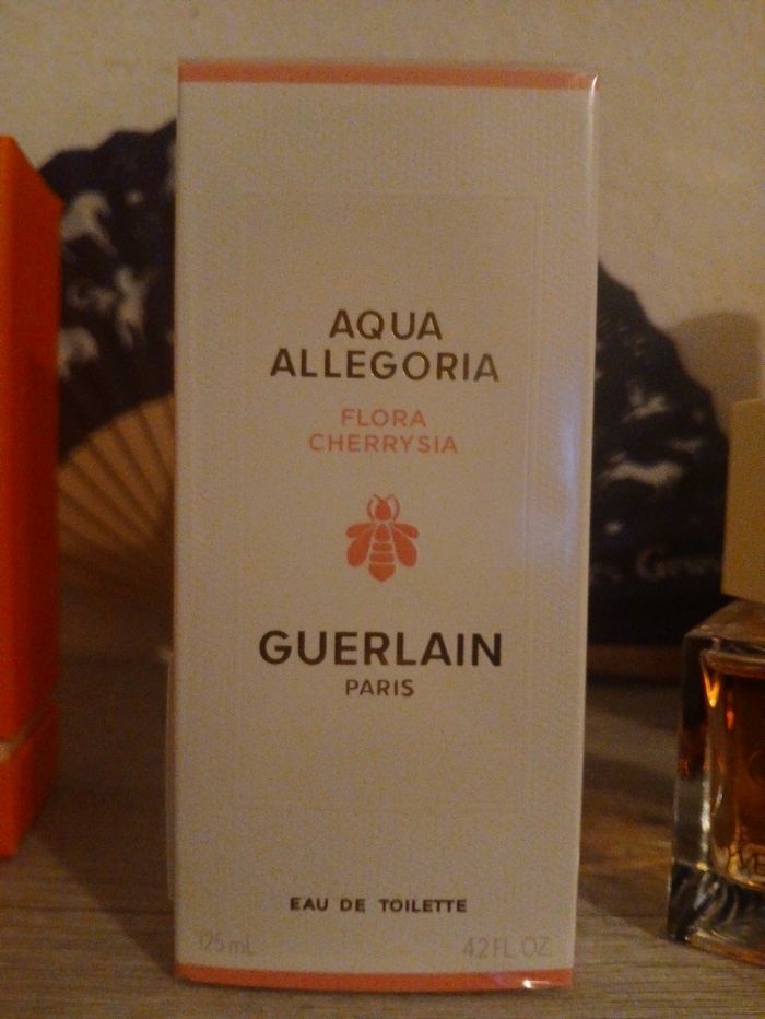 Aqua allegoria  Flora cherrysia