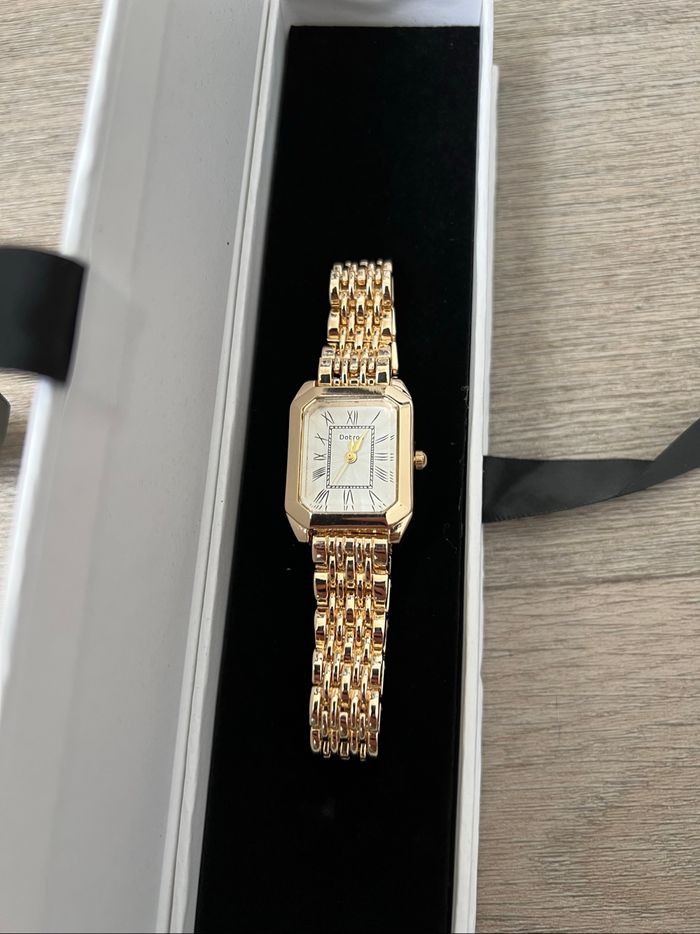 Montre femme - photo numéro 2