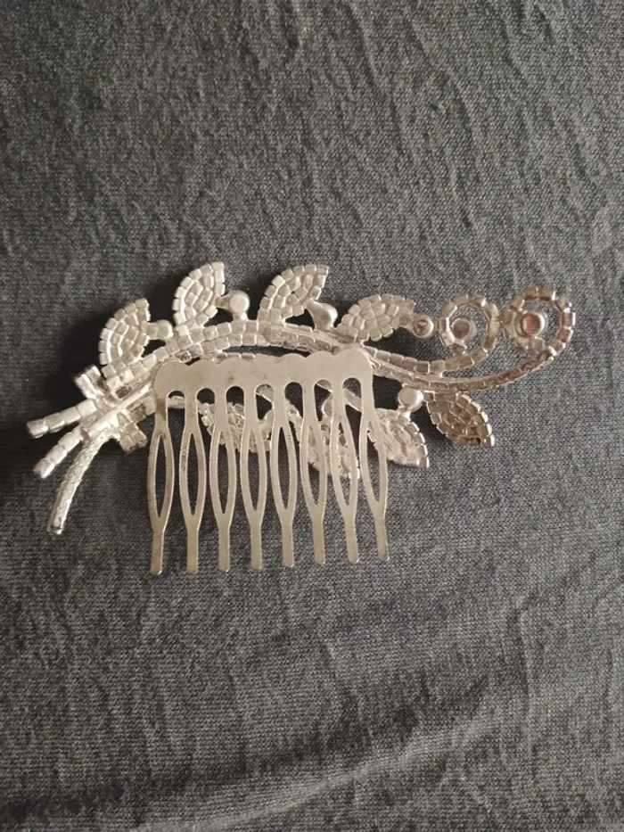 Peigne barrette cheveux strass mariage - photo numéro 3